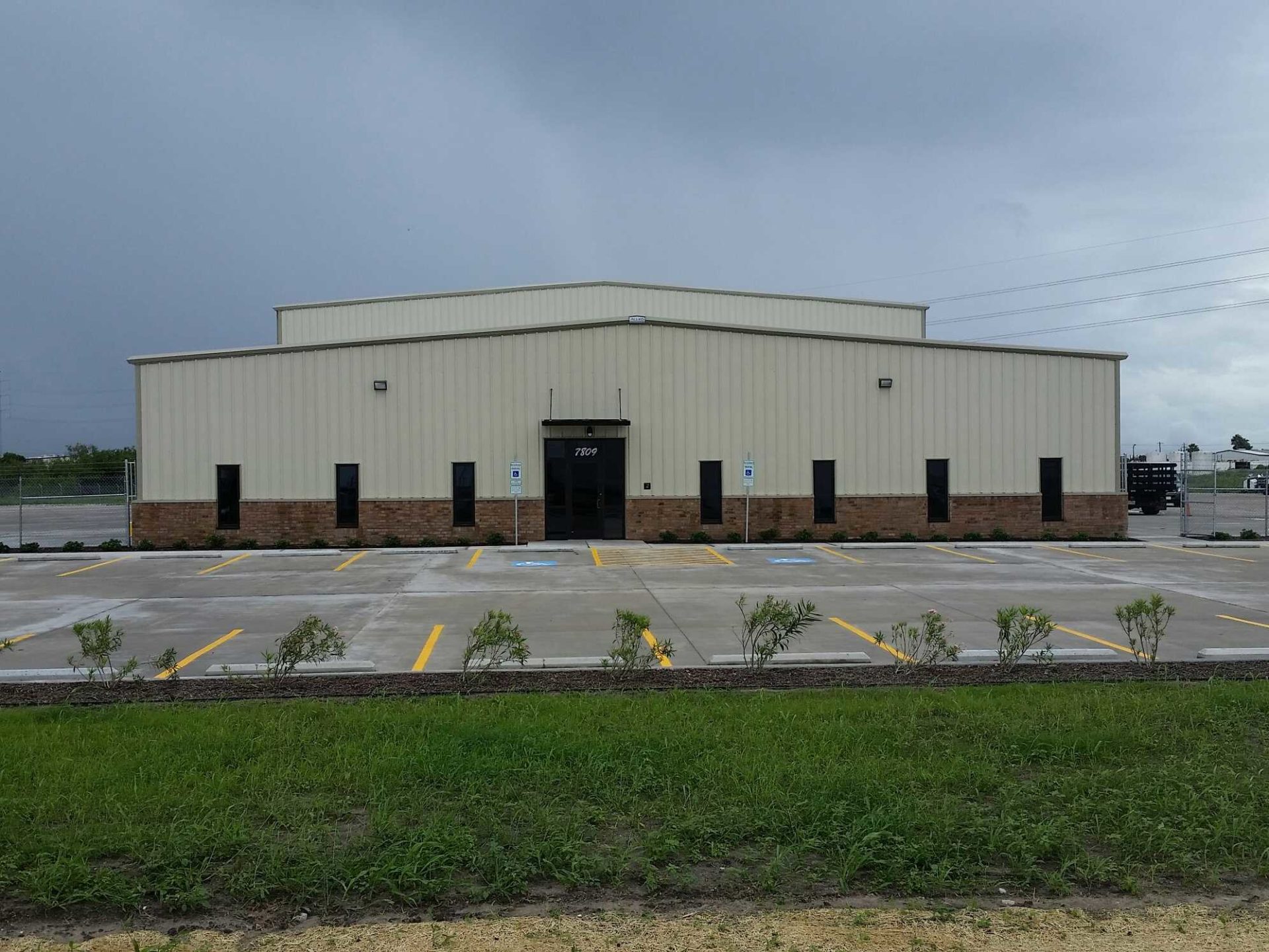 Pre Engineered Light Steel Structure Workshop